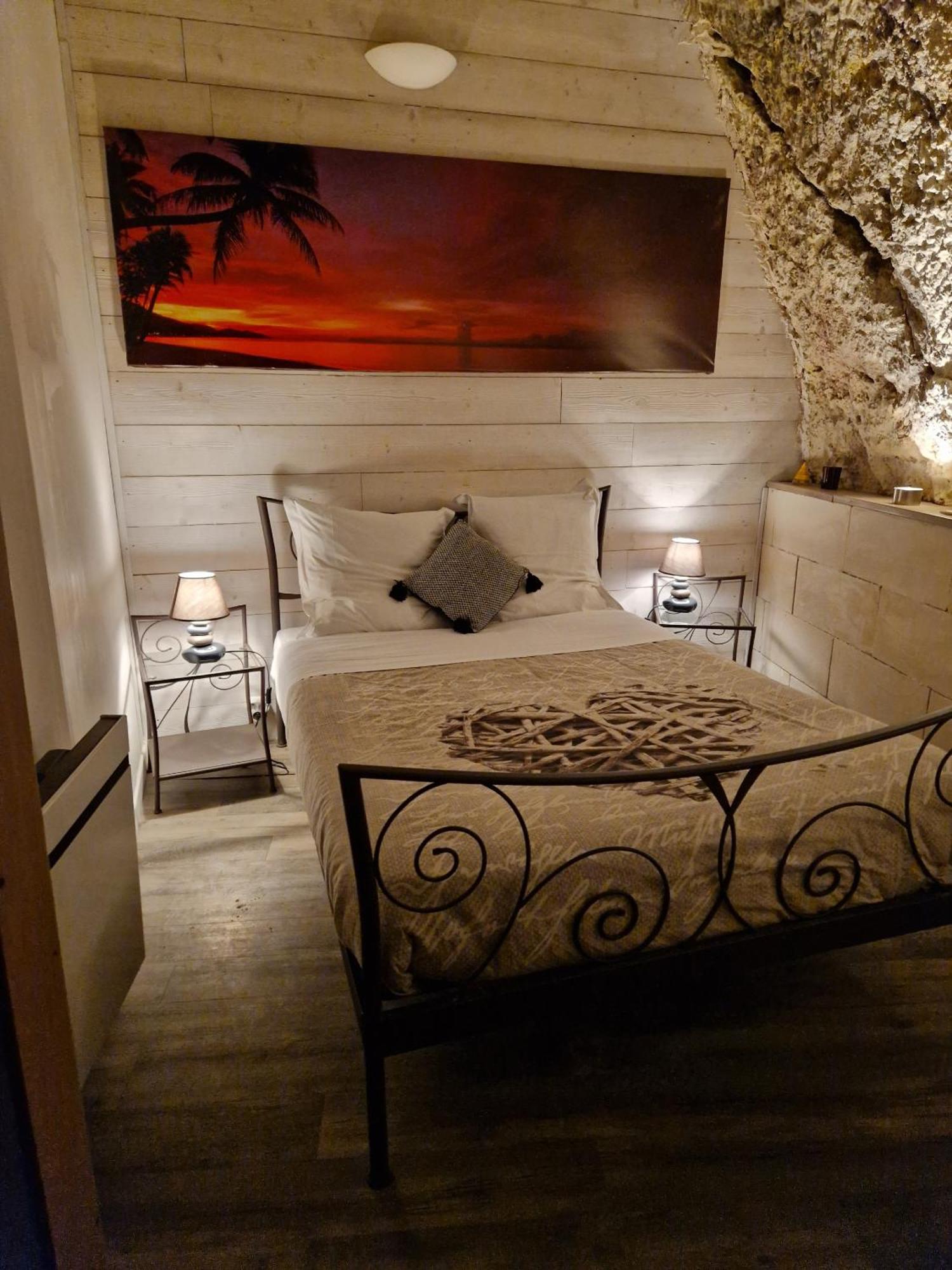 Chambres D'Hotes Troglodytes Le Clos De L'Hermitage Amboise Cameră foto